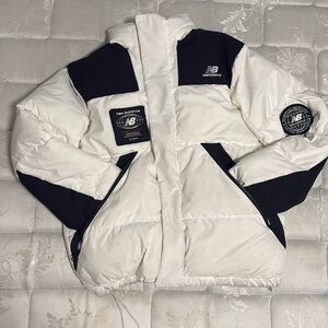 New Balance Puffer Jacket - White